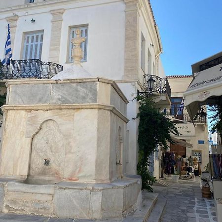 Iakovos' Luxury House Villa Tinos Exterior photo